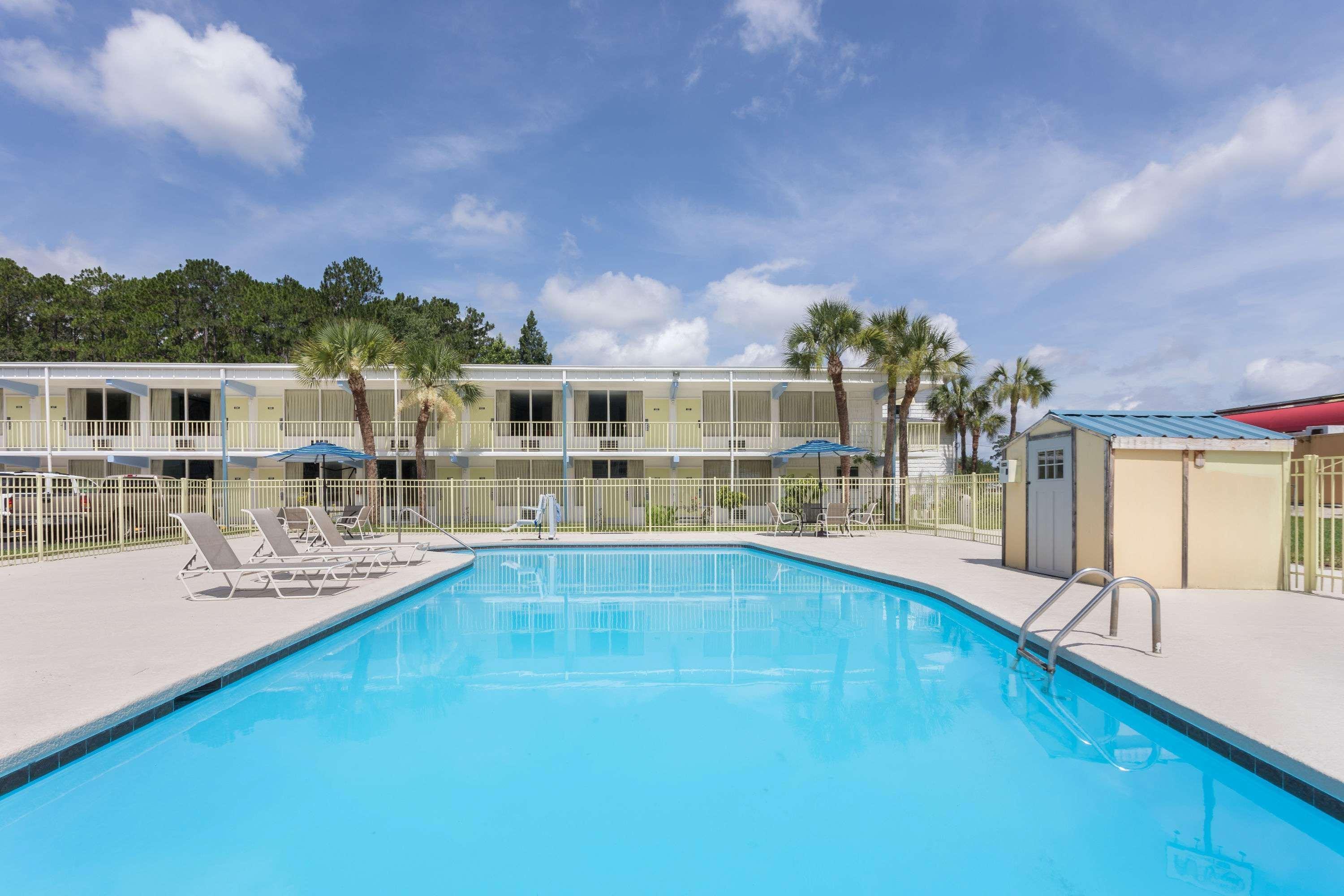 Hotel Super 8 By Wyndham Kingsland I-95 Naval Base Area Esterno foto